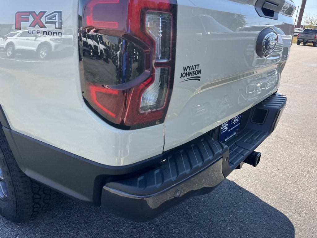 New 2026 Ford Ranger XLT w/ FX4 Off-Road Package AWD/4WD image 11