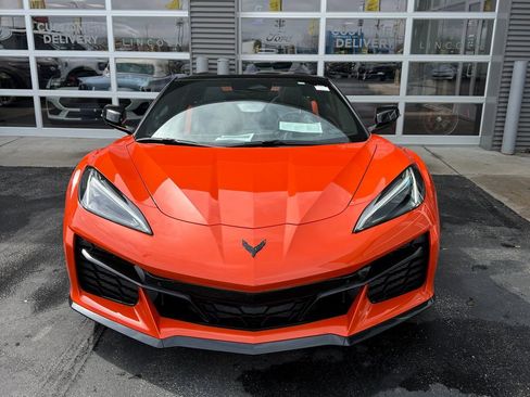 Used 2025 Chevrolet Corvette Z06 w/ Battery Protection Package RWD image 13