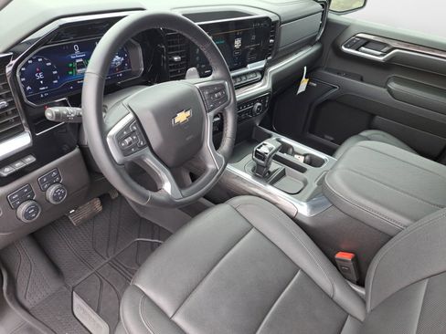 Certified 2025 Chevrolet Silverado 1500 LTZ w/ LTZ Premium Package image 10