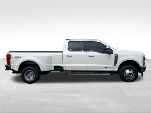 Used 2025 Ford F350 Lariat w/ Chrome Package AWD/4WD image 6
