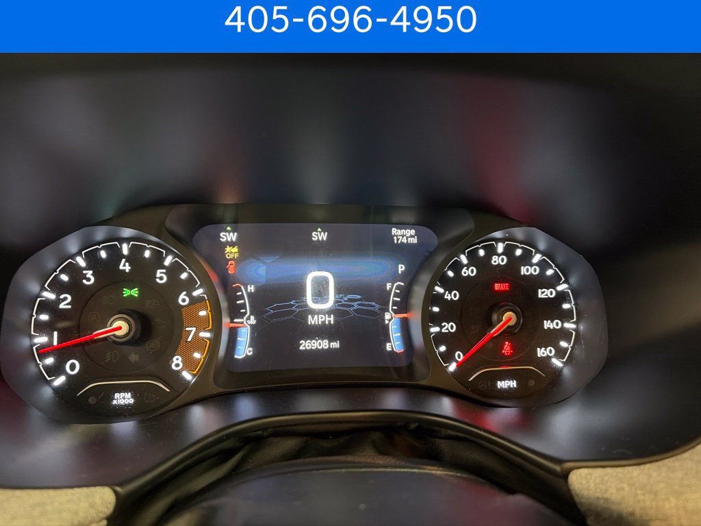 Used 2024 Jeep Compass Latitude AWD/4WD image 15