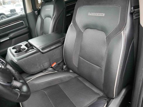 Used 2020 RAM 1500 Laramie image 31
