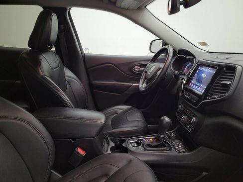 Used 2019 Jeep Cherokee Limited image 21