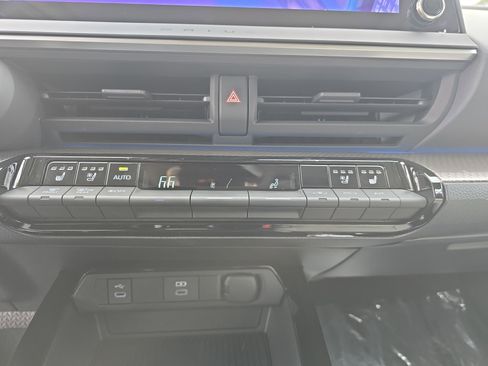 Used 2026 Toyota Prius Limited image 23