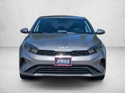Used 2024 Kia Forte LXS w/ LXS Technology Package FWD image 2