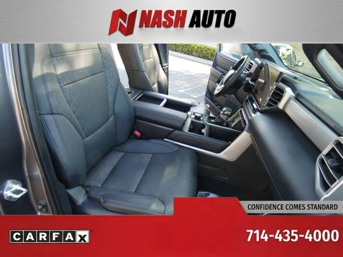 Used 2025 Toyota Tundra Limited image 33