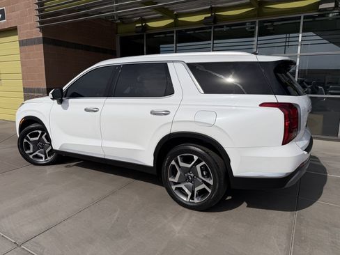 Used 2024 Hyundai Palisade Limited image 5
