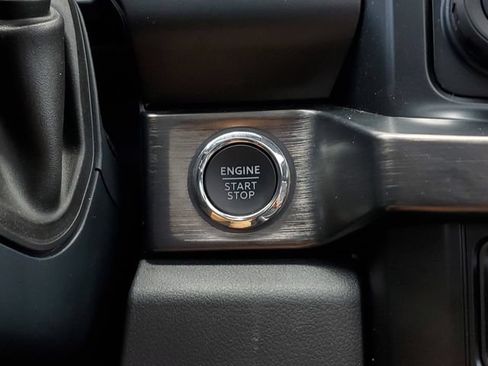 Used 2024 Ford F250 Lariat w/ Lariat Ultimate Package AWD/4WD image 35