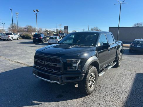 Used 2018 Ford F150 Raptor w/ Equipment Group 802A Luxury image 5