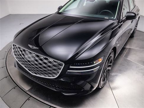 New 2026 Genesis G80 2.5T Advanced image 9