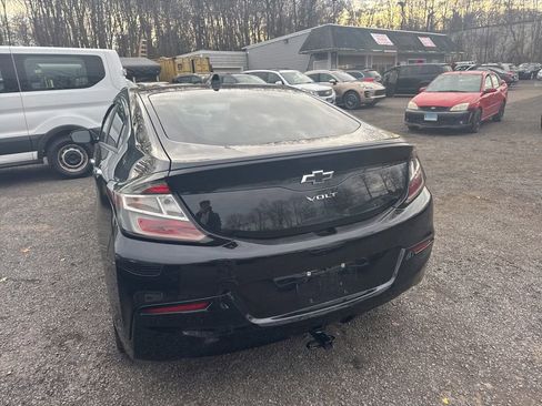 Used 2017 Chevrolet Volt LT w/ Comfort Package image 13