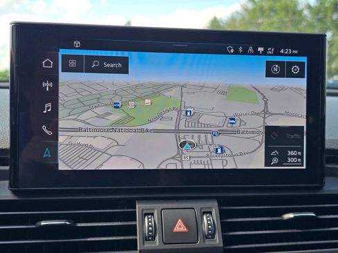 Certified 2022 Audi Q5 2.0T Prestige AWD/4WD image 8