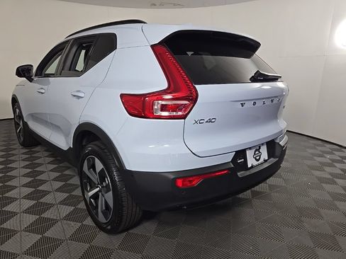Certified 2026 Volvo XC40 B5 Plus AWD/4WD image 12