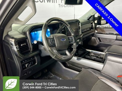 Used 2023 Ford F350 Lariat w/ Lariat Ultimate Package image 3