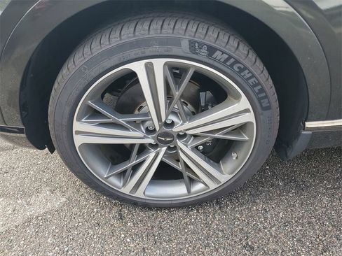 Used 2025 Genesis GV80 3.5T e-SC image 5