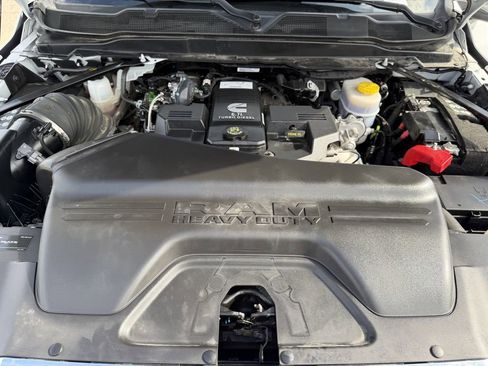 Used 2024 RAM 2500 Big Horn AWD/4WD image 31