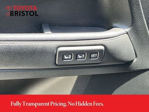 Used 2021 Toyota 4Runner Limited AWD/4WD image 28