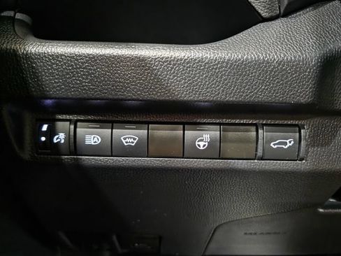 Used 2023 Toyota RAV4 XLE Premium AWD/4WD image 18