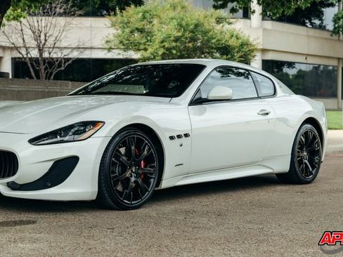 Used 2013 Maserati GranTurismo Sport image 54