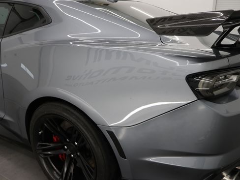 Used 2021 Chevrolet Camaro ZL1 RWD image 32