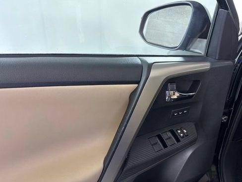 Used 2014 Toyota RAV4 Limited FWD image 26