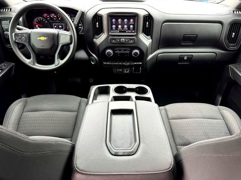 Used 2023 Chevrolet Silverado 1500 Custom image 18