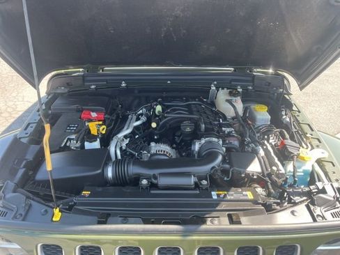 Used 2022 Jeep Wrangler Unlimited Sahara w/ LED Lighting Group image 36