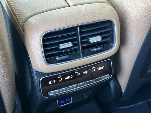 New 2026 Mercedes-Benz GLS 580 4MATIC image 13