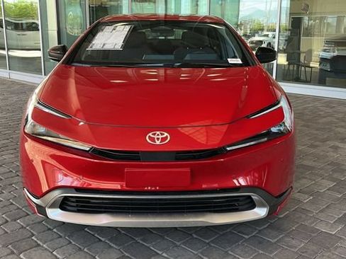 Used 2026 Toyota Prius Plug-In Hybrid FWD image 2
