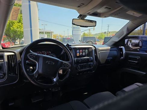 Used 2017 Chevrolet Silverado 1500 LT AWD/4WD image 18