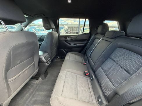 Used 2025 Chevrolet Equinox LT AWD/4WD image 24