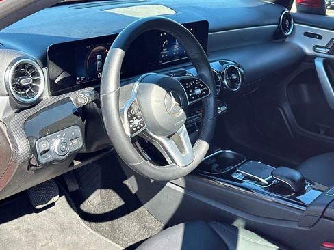 Used 2019 Mercedes-Benz A 220 image 17
