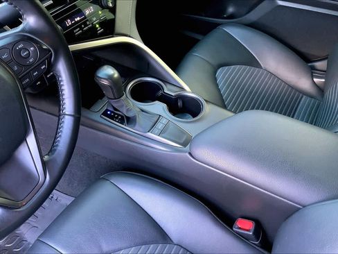 Certified 2023 Toyota Camry SE w/ Convenience Package image 16