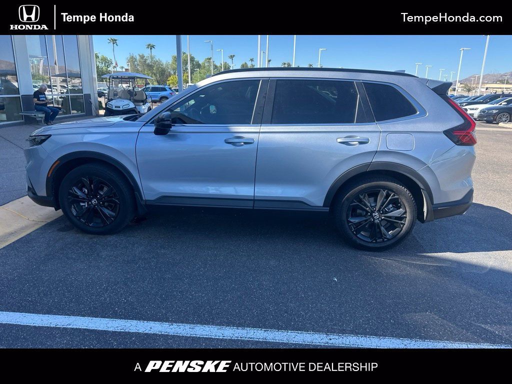 Used 2025 Honda CR-V Sport Touring image 1