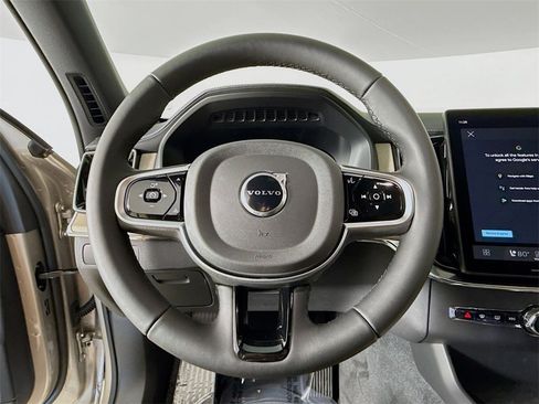 Certified 2026 Volvo XC90 T8 Plus w/ Protection Package Premier AWD/4WD image 11