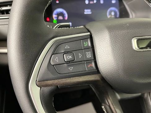 Used 2026 Jeep Grand Cherokee Limited AWD/4WD image 21