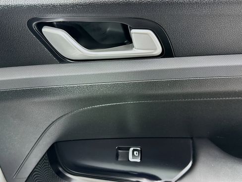 Used 2023 Kia K5 GT-Line image 30