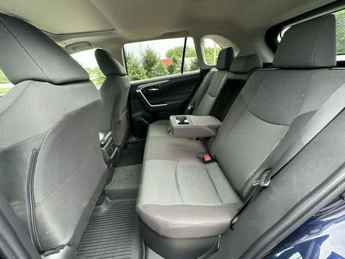 Used 2024 Toyota RAV4 XLE w/ Convenience Package AWD/4WD image 19