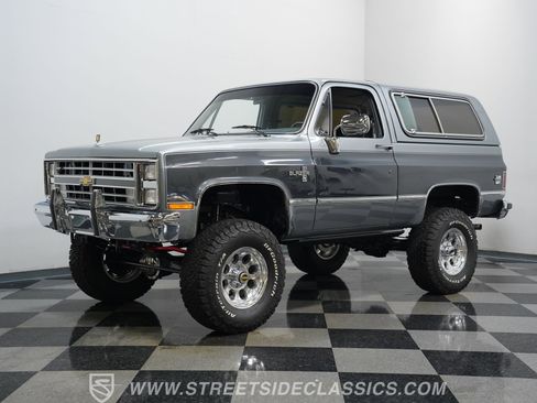 Used 1987 Chevrolet Blazer 4WD image 5