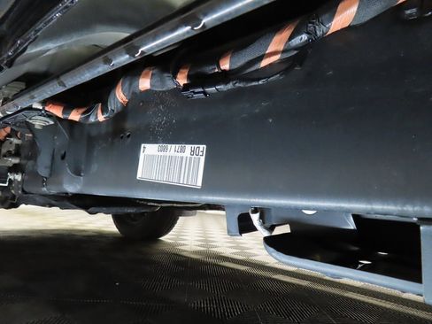 Used 2025 Ford F250 Platinum image 10