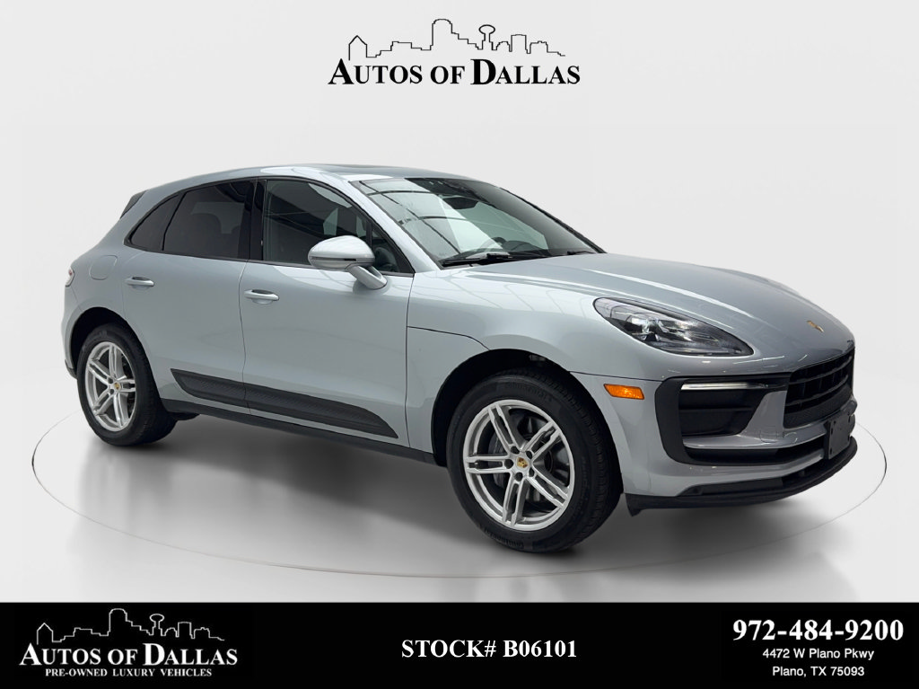 Used 2022 Porsche Macan AWD/4WD image 1