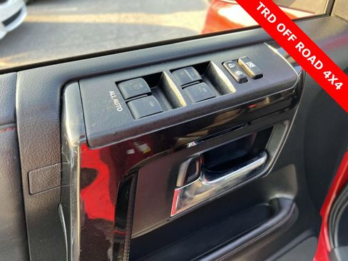 Used 2021 Toyota 4Runner TRD Off-Road image 19