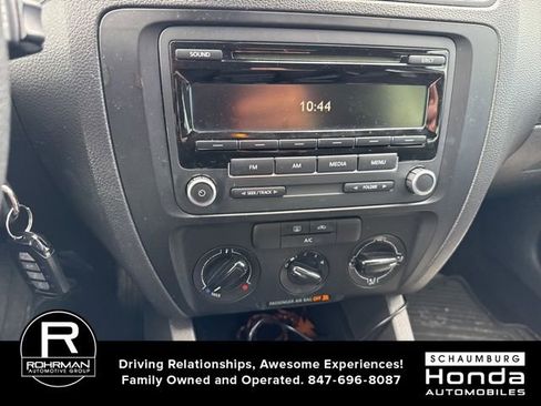 Used 2013 Volkswagen Jetta S image 10