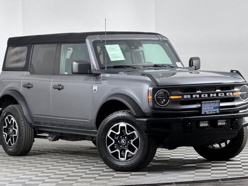 Used 2021 Ford Bronco Big Bend image 2