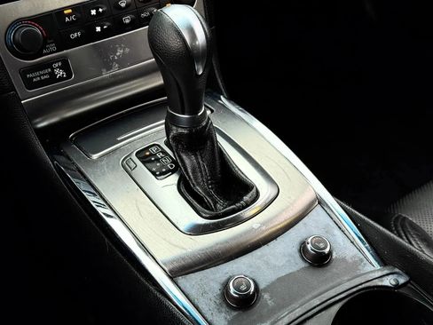 Used 2012 INFINITI G37 Journey w/ Premium Pkg image 27