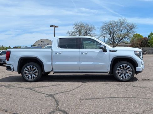 New 2026 GMC Sierra 1500 Denali w/ Denali Reserve Package AWD/4WD image 13