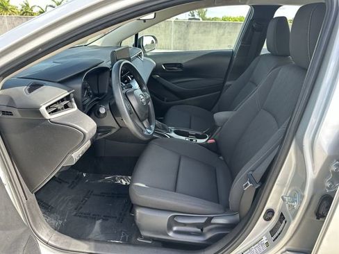 Used 2024 Toyota Corolla LE FWD image 30
