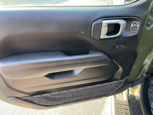 Used 2022 Jeep Gladiator Rubicon w/ LED Lighting Group image 27