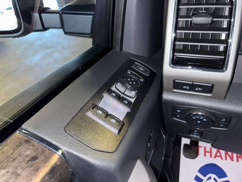 Used 2022 Ford F350 Lariat w/ Lariat Value Package AWD/4WD image 38