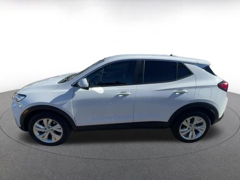 Used 2025 Buick Encore GX Preferred image 9